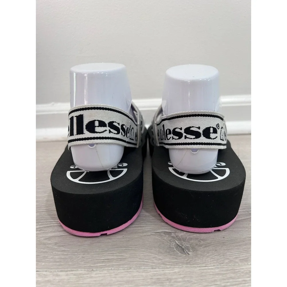 Ellesse giglio text